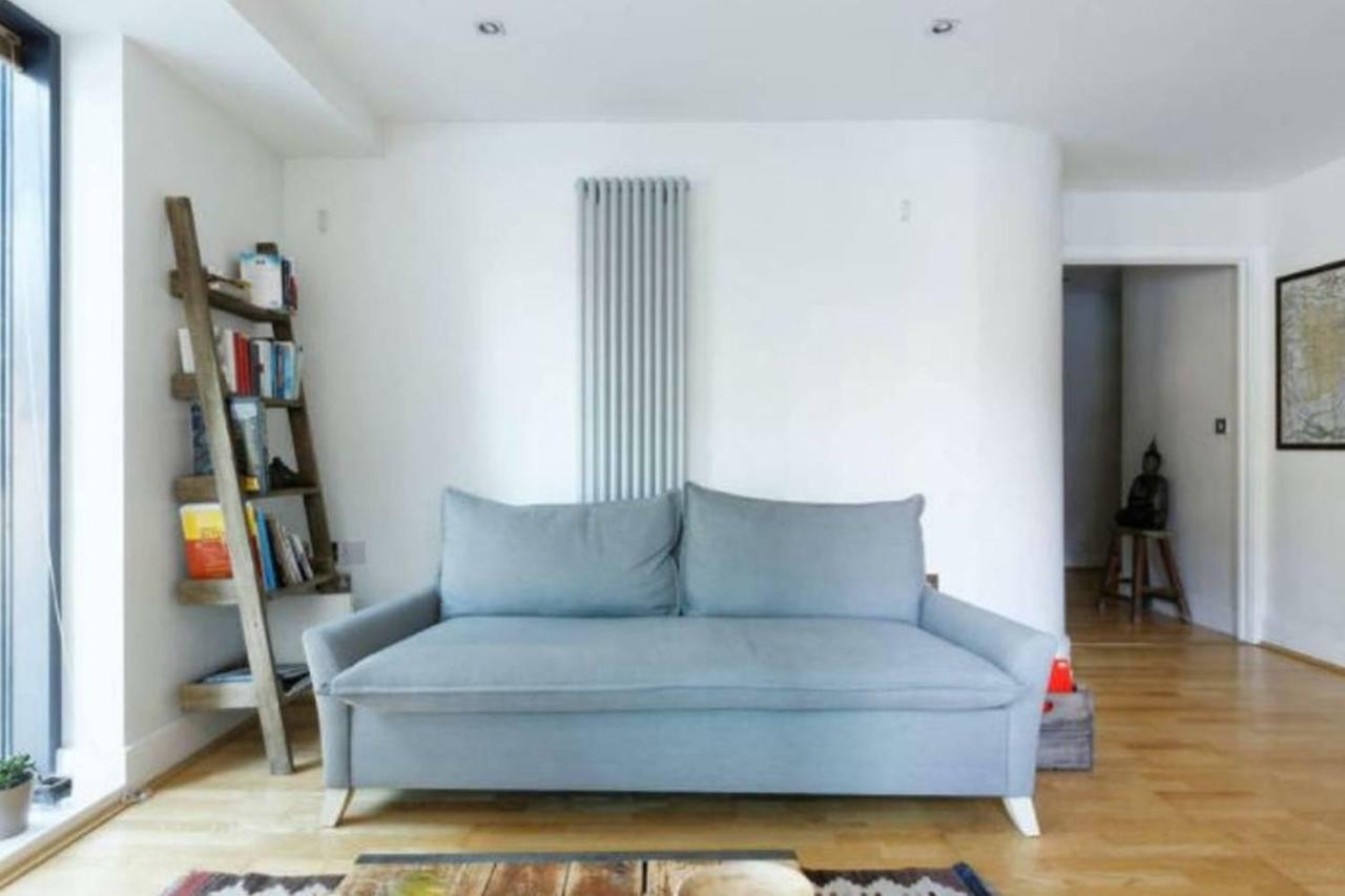 Peaceful Modern 2 Bedroom Flat With Water Views London Exterior foto